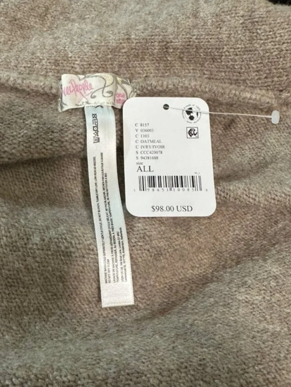 FREE PEOPLE Ellie Scarf Wrap in Oatmeal One Size OS NWT